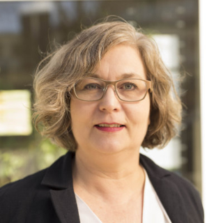 Portrait Aggi Lichthardt-Heinz